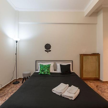 Apartamento Pink Flat Exarcheia Athens Netflix Exterior foto