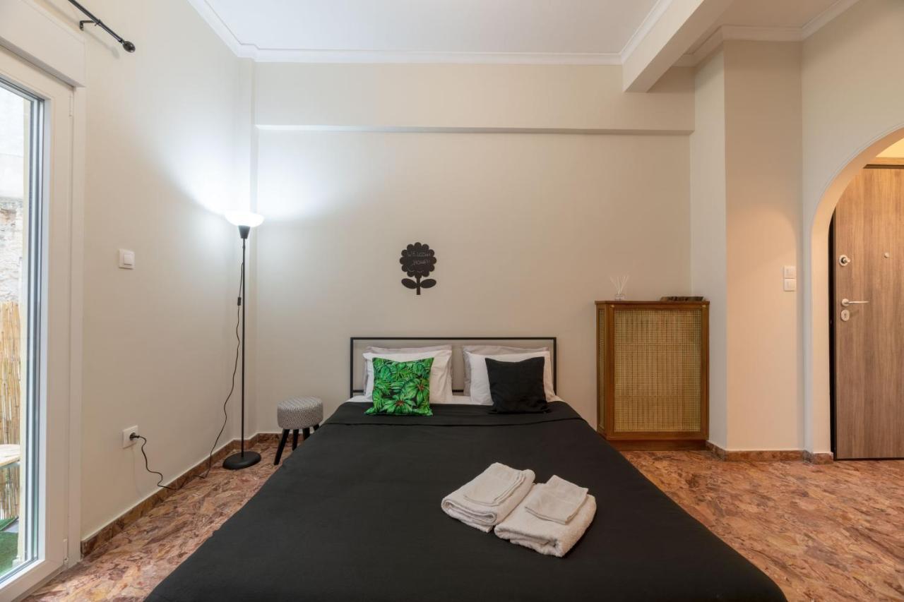 Apartamento Pink Flat Exarcheia Athens Netflix Exterior foto